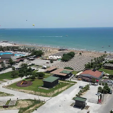 迪亚曼特酒店 3*