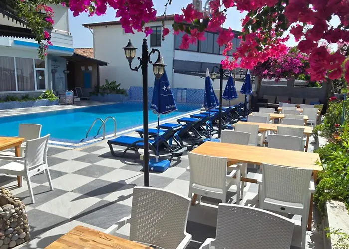 迪亚曼特酒店 3* 锡德