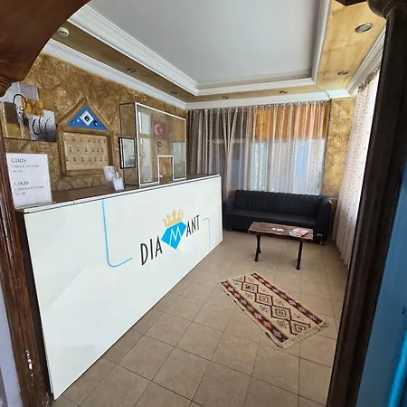 Hotel Diamant Side